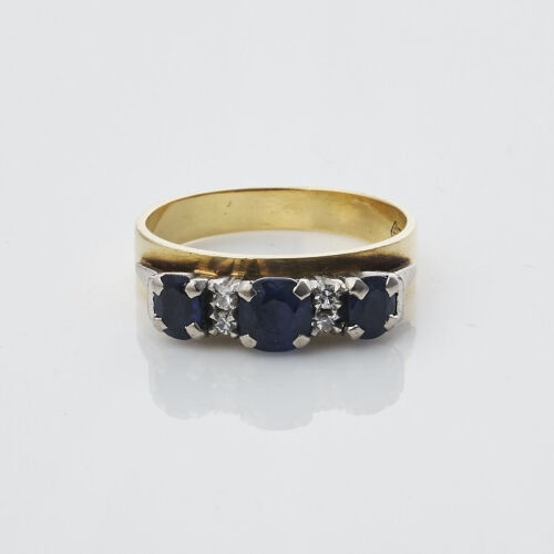 18ct Sapphire and Diamond Ring