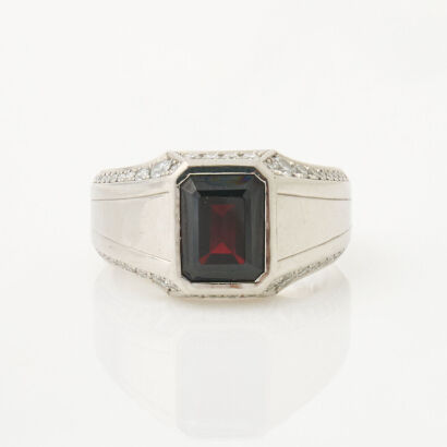 Naveya & Sloane, Platinum, 2.25ct Garnet and 1.10ct Diamond Ring