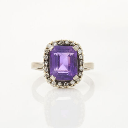 18ct White Gold, Vintage, 3.72ct Amethyst and .22 Diamond Cluster Ring