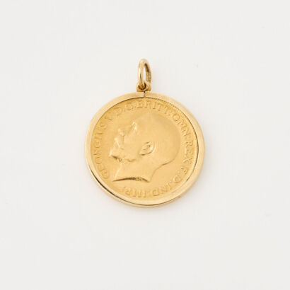 1914, Full Sovereign Coin, in 9ct Yellow Gold Frame