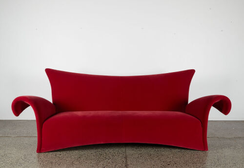An Urbana USA 'Valencia' Sofa