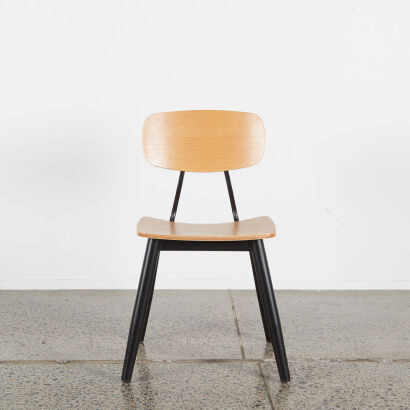 A Single Bent Ply Chair