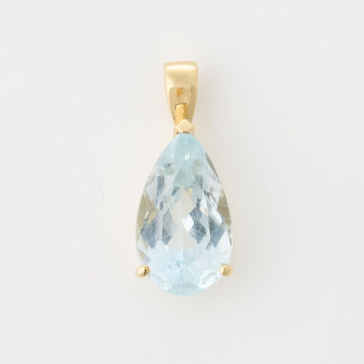 18ct Yellow Gold, 6.20ct Pear Shaped Aquamarine Pendant