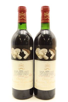 (2) 1986 Chateau Mouton Rothschild, Pauillac [JR17.5] [RP100] [WS99]