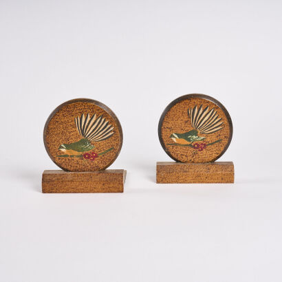 A Pair Of Poker Work Fantail Book Ends