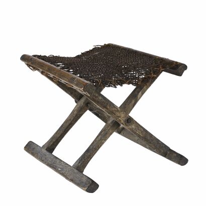 十九世纪中国折叠小木凳 / A 19th Century Chinese Hessian Seat