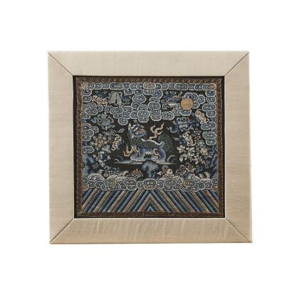 十八至十九世纪中国清中期织锦狮子二品武官補子 / An 18th to 19th Century Chinese Qing Dynasty Lion Embroidered Silk Rank Badge