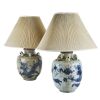 十七世纪中国明青花瓷大罐台灯一对 / A Pair of 17th Century Chinese Ming Dynasty Blue and White Lamps