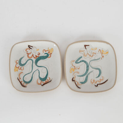 A Pair of Glidden Pottery Plates