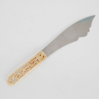 A Rusterit Staal Knife