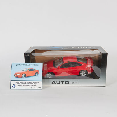 Autoart Holden Monaro V2 CV8 Red Hot 1:18