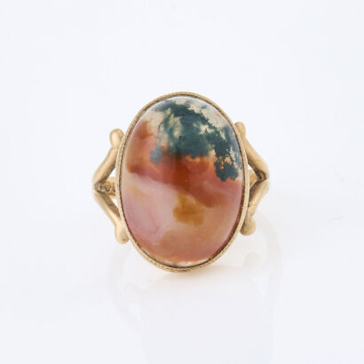 9ct Yellow Gold, Vintage, Oval Cabochon Agate Ring