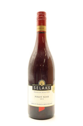 (1) 2013 Selaks Premium Selection Pinot Noir, New Zealand