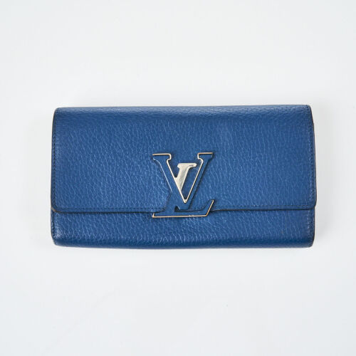 Louis Vuitton Capucines, Navy Blue Pebbled Leather Wallet