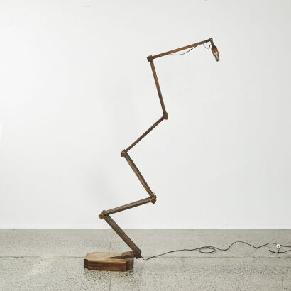 A Telescopic Wooden Lattice Floor Lamp