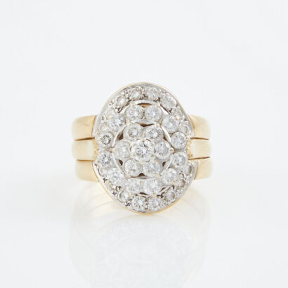 18ct Yellow Gold, 1.12ct Diamond Cluster Ring