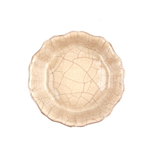 A Qing Dynasty Cracked Glaze Plate