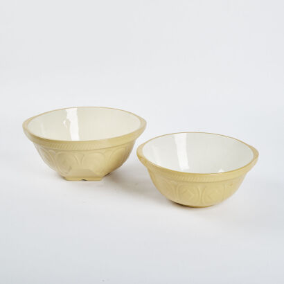 A Pair Of T.G. Green & Co. Gripstand Bowls