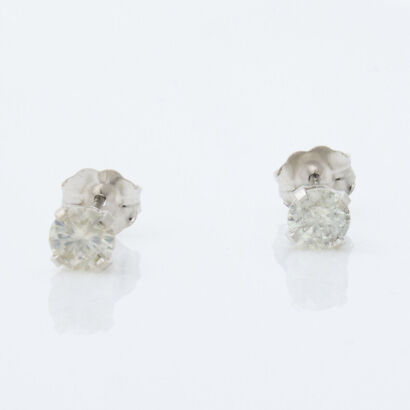 14ct White Gold, .72ct Diamond Stud Earrings