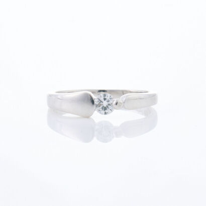 18ct White Gold, .12ct Diamond Solitaire Ring