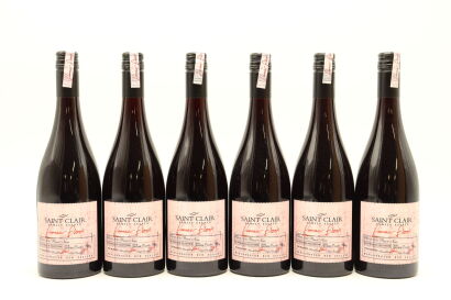 (6) 2020 Saint Clair Pioneer Block Omaka Valley Pinot Noir, Marlborough