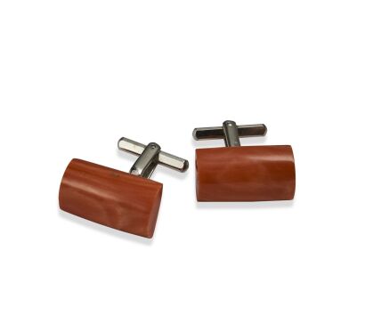 A Chinese Old Red Coral Cuff Link