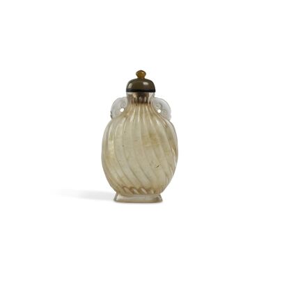 A Mid-Qing Dynasty Crystal Snuff Bottle