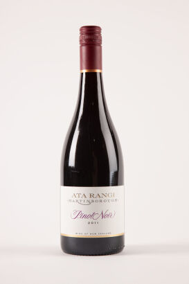 (1) 2011 Ata Rangi Pinot Noir, Martinborough