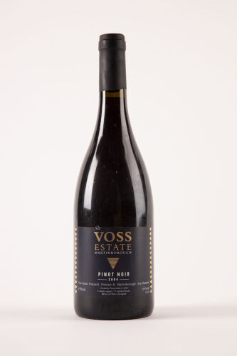 (1) 2004 Voss Estate Pinot Noir, Martinborough