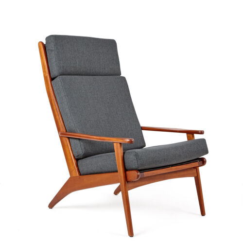 A Mid-Century Lounge Chair