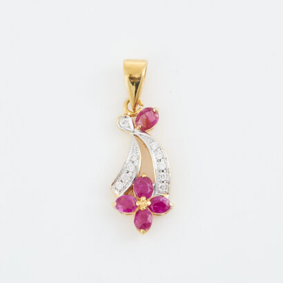 18ct Yellow Gold, 3.4mm Ruby and .10ct Diamond Pendant