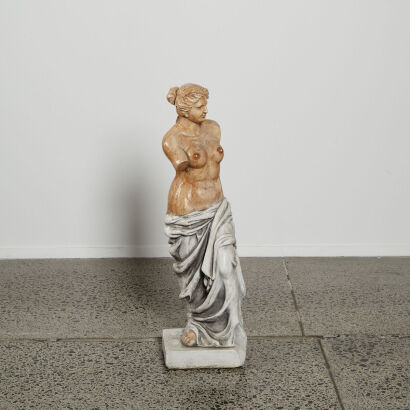 A Plaster Venus De Milo Garden Statue