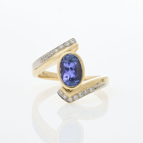 18ct Yellow Gold, 1.65ct Tanzanite and Diamond Ring