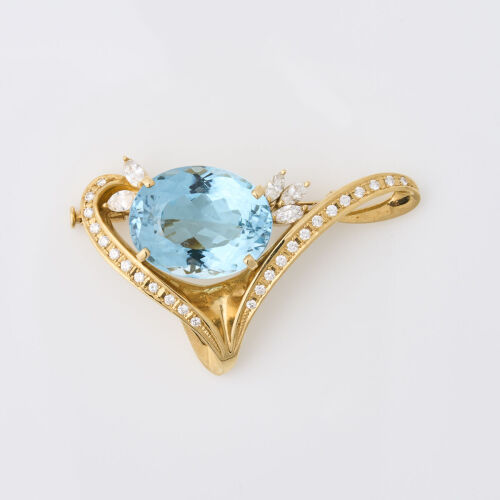 18ct Yellow Gold, 24.19ct Oval Blue Topaz and Diamond Brooch