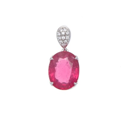 18ct Pink Tourmaline Pendant