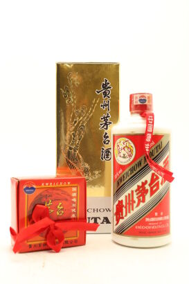 (1) 2007 Kweichow Flying Fairy Moutai with 2 glass, 53% ABV, 500ml (GB)