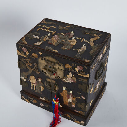 A Chinese Late Qing Dynasty Rosewood Carrying Cabinet