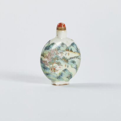 A Chinese Qing dynasty famille-rose snuff bottle with a landscape pattern