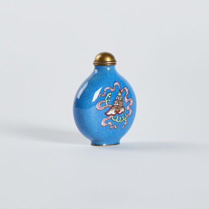 A Chinese painted enamel snuff bottle with auspicious pattern