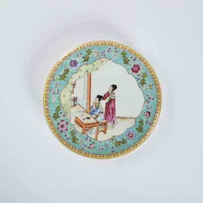 Chinese pastel lady pattern dish in the period of the Republic of China (qianlong period stamp)