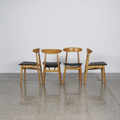 A Set Of Four Four Jon Jansen New Zealand Dining Chairs 1950s