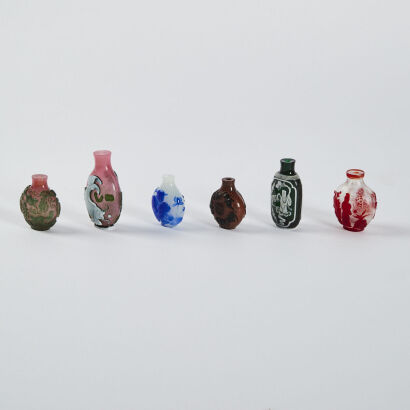 A Chinese Peking Glass snuff bottle