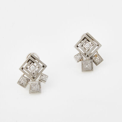 18ct White Gold, Contemporary .10ct Diamond Earrings.