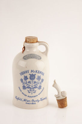 (1) Henry McKenna&nbsp;Sour Mash Bourbon 4/5 quart 86 proof 6 year old