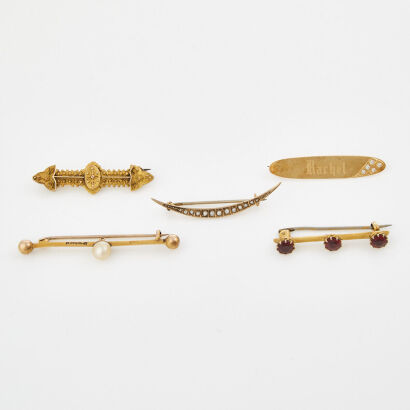 A Collection of Five Vintage Brooches of 18ct Yellow Gold, 15ct Yellow Gold and 9ct Yellow Gold