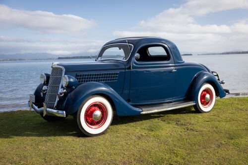 1935 Ford Model 48 3-Window Coupe