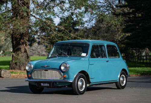 1959 Morris Mini Minor Deluxe