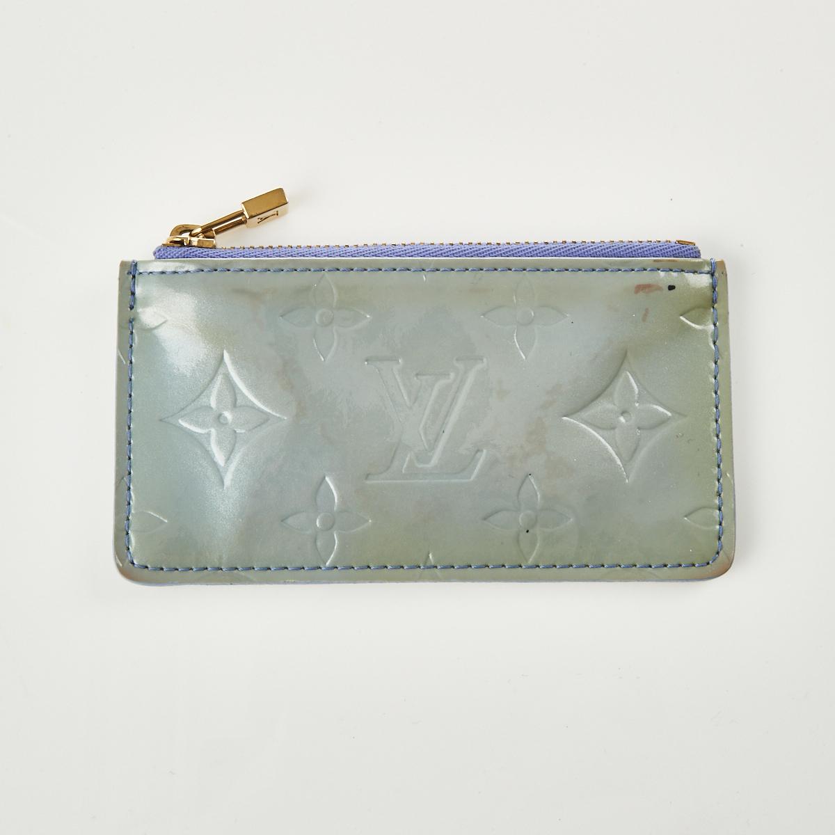 LOUIS VUITTON LIGHT BLUE VERNIS LEATHER KEY POUCH 