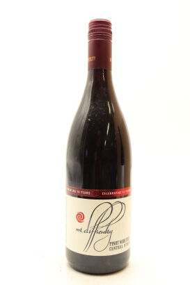 (1) 2007 Mt. Difficulty Pinot Noir, Bannockburn [JR17] [BC93]