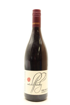 (1) 2007 Mt. Difficulty Pinot Noir, Bannockburn [JR17] [BC93]